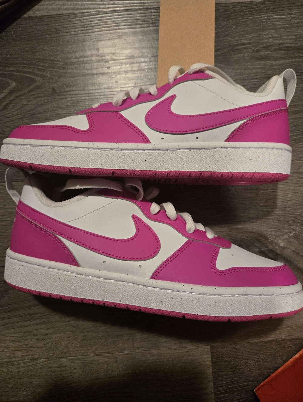 Nike Court Borough Low Pink/White Size 5.5 Y/ Also Fits Women 7 Brand New - Picture 8 of 11